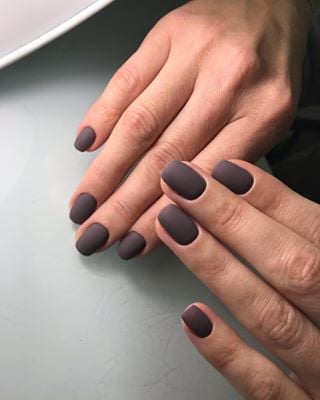 Маникюр на короткие ногти матовый квадратные, фото - Мастер маникюра Надежда Гатрич