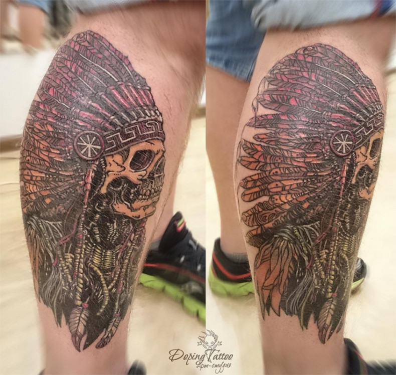 Мужские на ноге череп, фото - Тату салон DopingТattoo