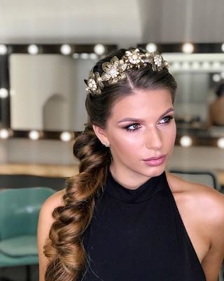 Укладка волос прическа на свадьбу косички, фото - Визажист Любовь Корчагина