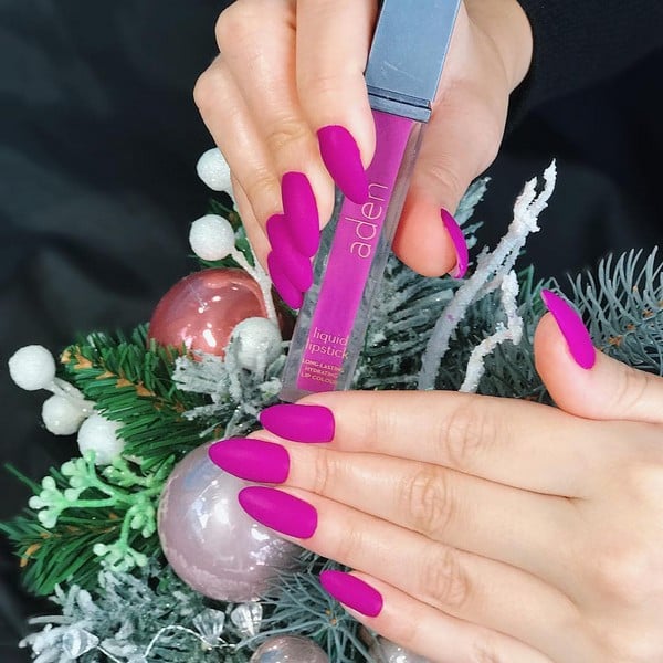 Яркий маникюр матовый на длинные ногти, фото -  Bubble Beauty lab
