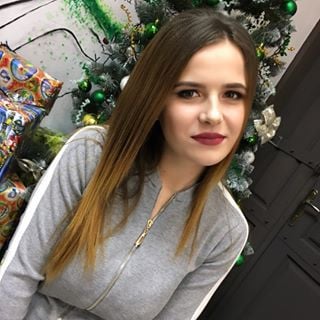 Красивый макияж новогодний с красной помадой, фото - Визажист Мариэла