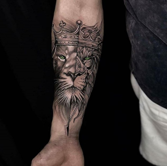 Для хлопців на передпліччі реалізм, фото - Тату салон TattooThor