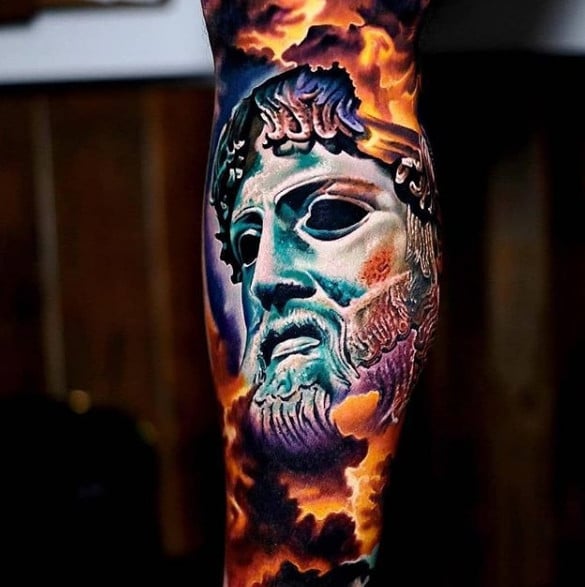 На ноге цветные реализм, фото - Тату салон TattooThor