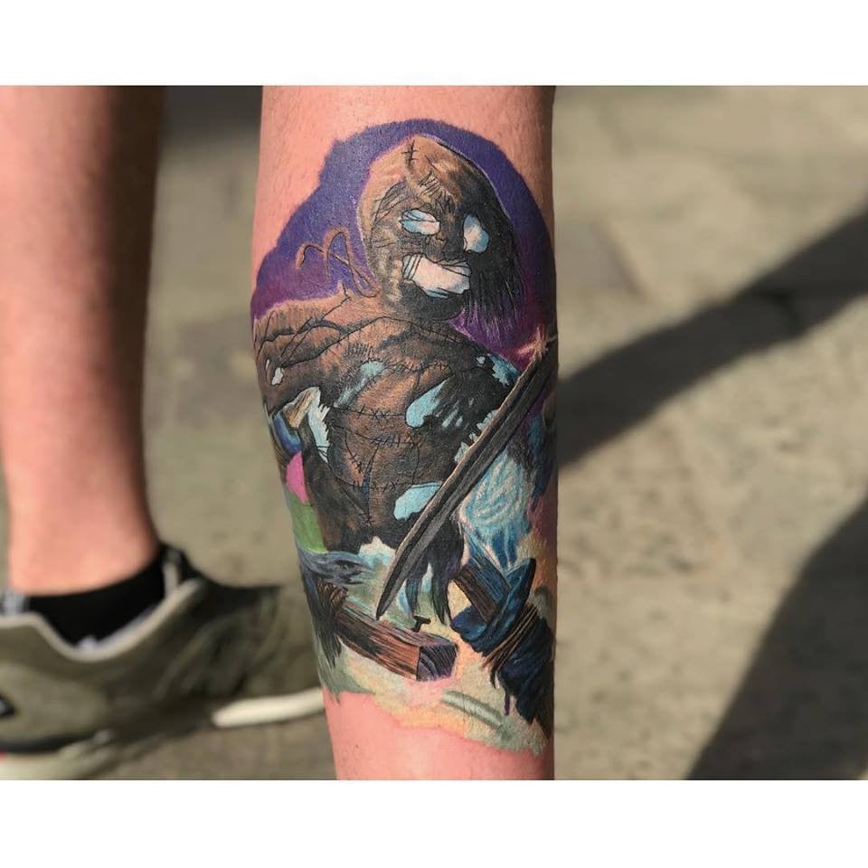 Мужские на ноге меч, фото - Тату салон Mapogo Tattoo Studio Lviv