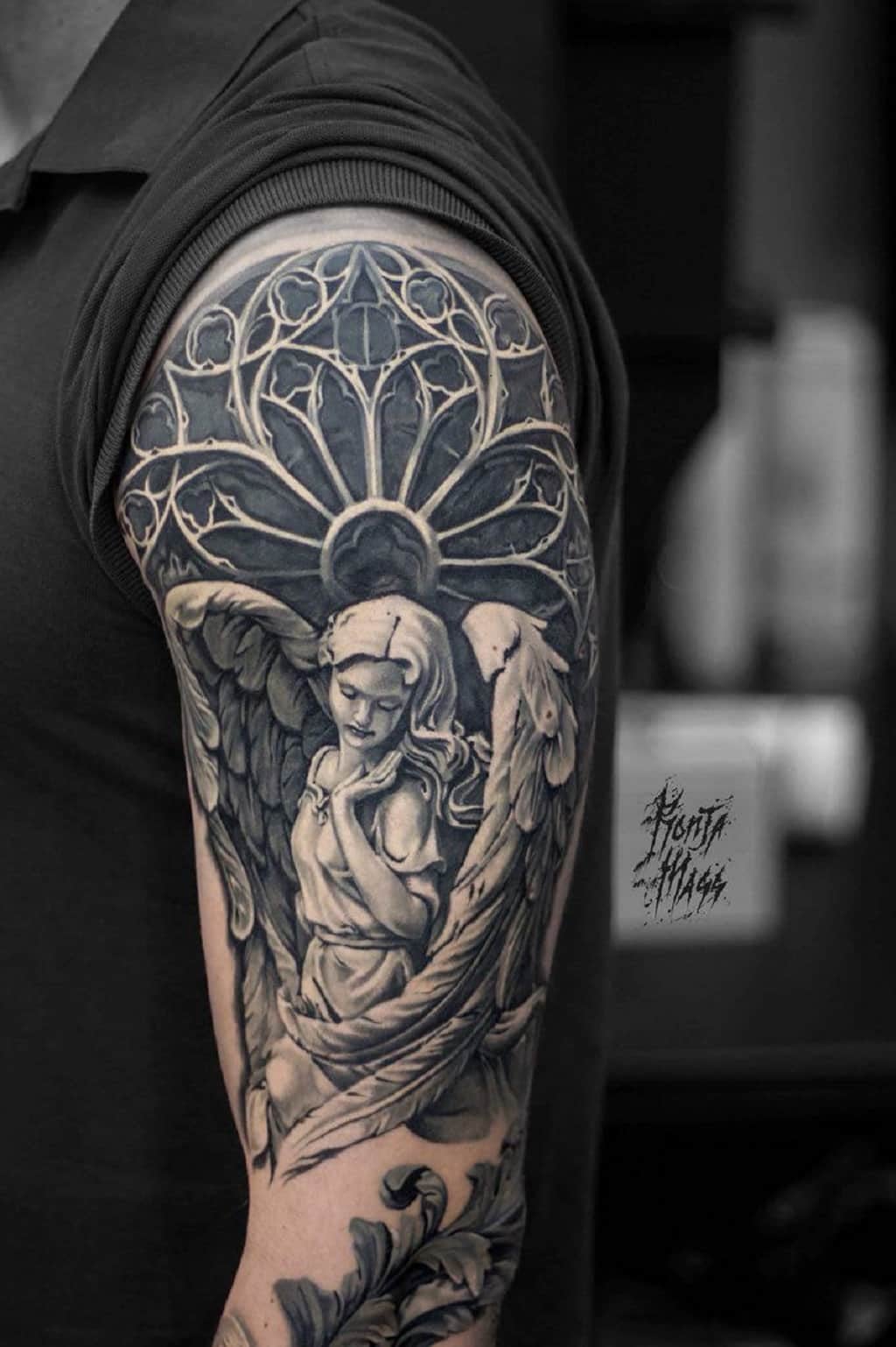 Для хлопців на руці плечі, фото - Тату салон Custom House Tattoo