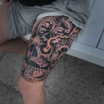 Тату Череп с шестеренками . Тату студия в Одессе . Мастер та