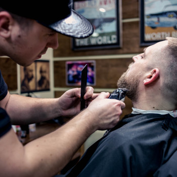Стрижка бороды и усов
                    Барбершоп Barber King Харків