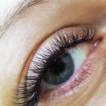 Наращивание ресниц
                    Лешмейкер Марина Ясинецкая Херсон