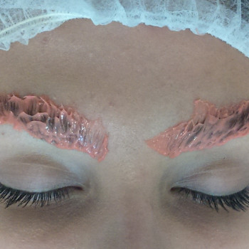 Нанесение лосьона №2