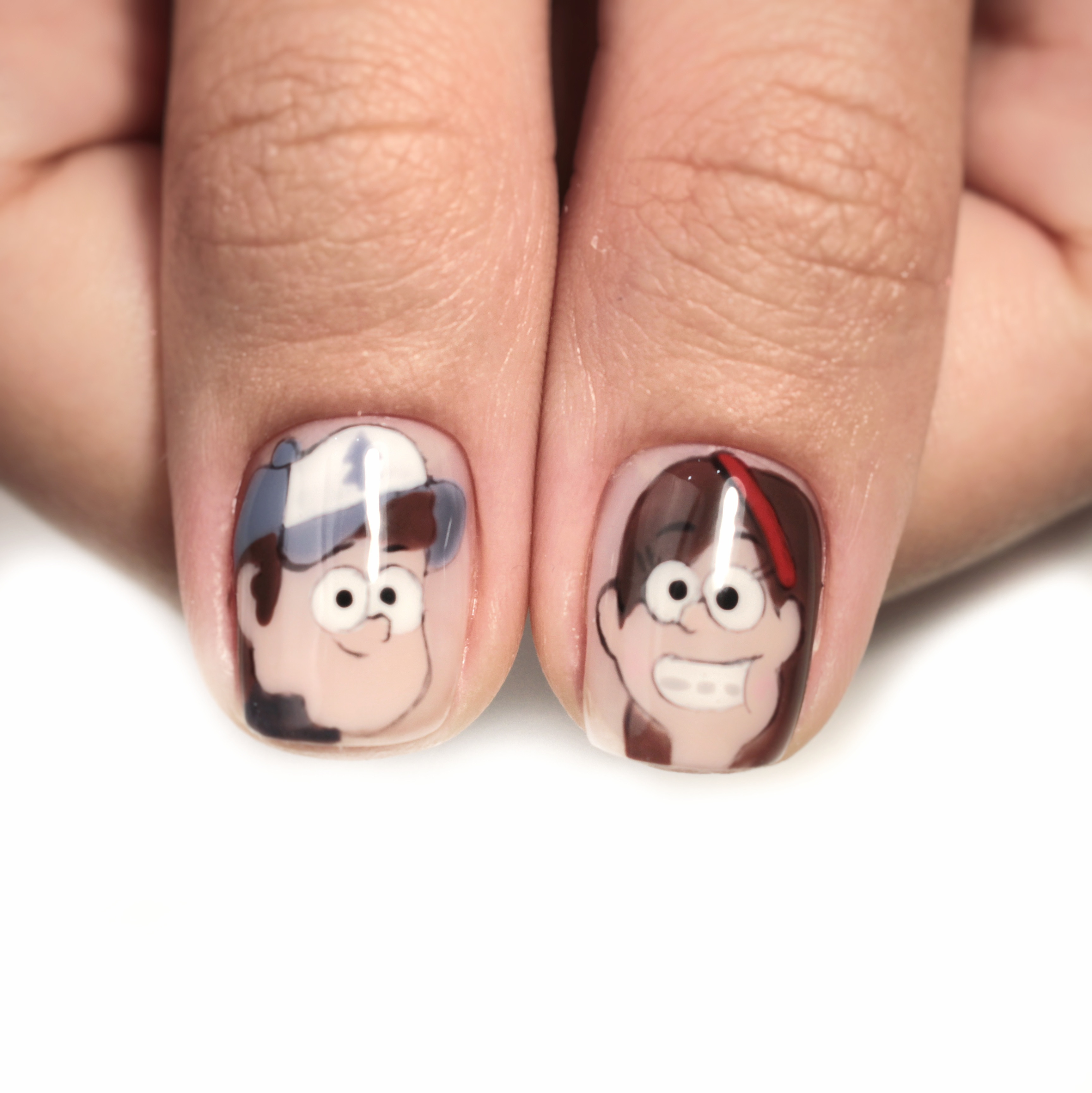 Маникюр на короткие ногти с рисунком для детей, фото - Ногтевая студия Holy Nails