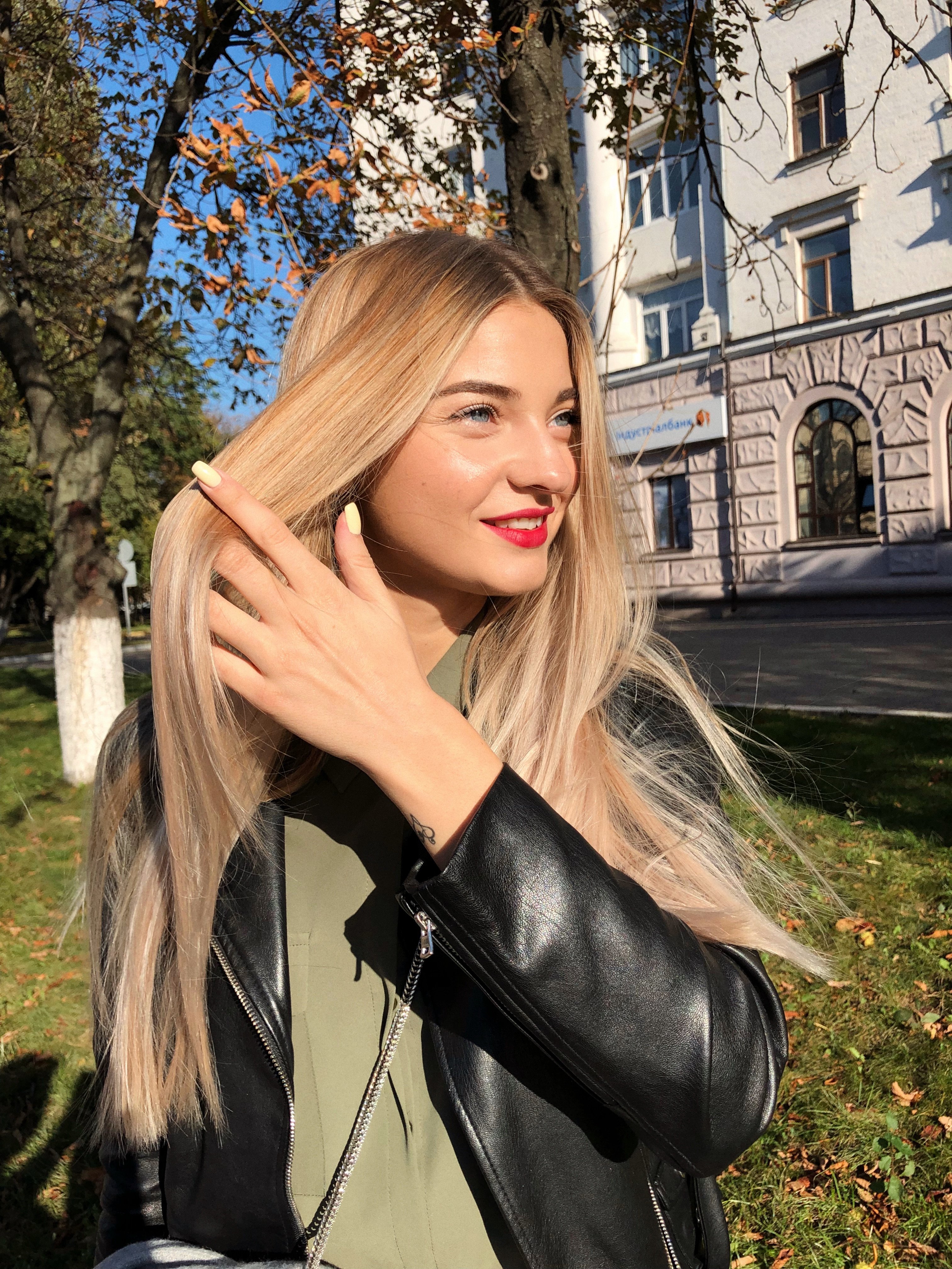 Стрижка на длинные волосы женская блонд, фото -  Екатерина Ивчук
