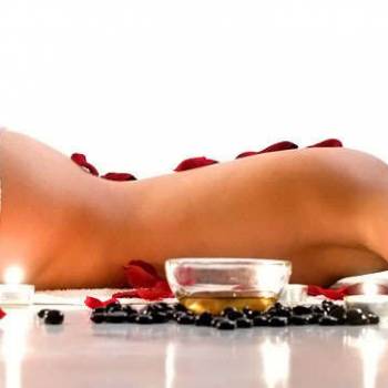 Класичний масаж спини