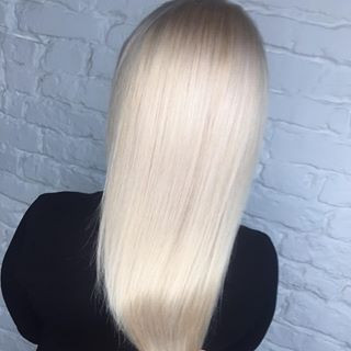 Стрижка на довге волосся блонд платиновий, фото -  Level Beauty Bar