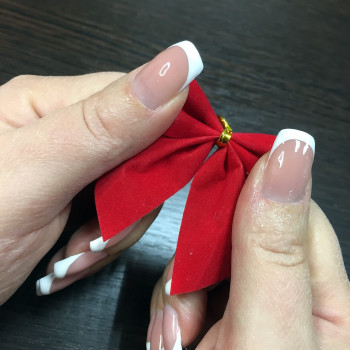 Маникюр и покрытие гель-лаком
                    Косметологический центр Надія Кривой Рог