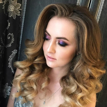 Вечерний макияж
                    Визажист Инна Киев