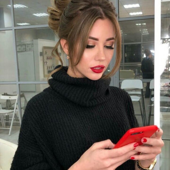 Вечерний макияж
                    Визажист Инна Киев