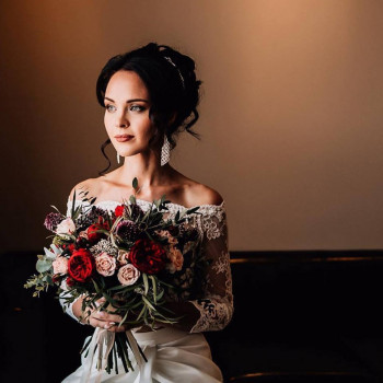 Свадебная прическа
                    Визажист Инна Киев