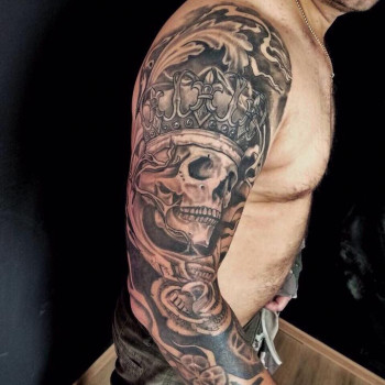 Татуювання (нанесення, перекриття, корекція тату)
                    Тату салон No Mercy Київ