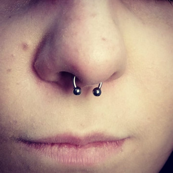 Пірсинг будь-якої складності
                    Тату салон No Mercy Київ