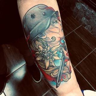 На передпліччі меч кольорові, фото -  Hard Tattoo