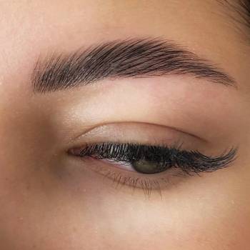 Долговременная укладка бровей