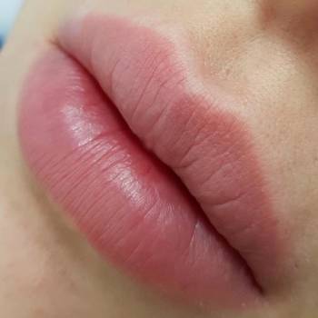 Бесконтурная растушевка губ