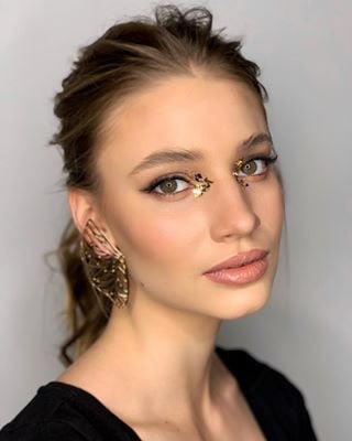 Макияж глаз нюдовый необычный, фото - Визажист Анна