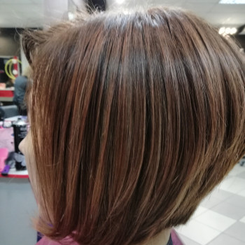 Стрижки волос
                    Парикмахер-модельер Наталья Запорожье