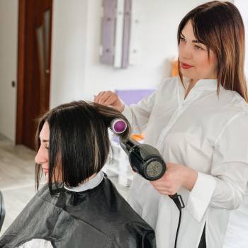 Парикмахерские услуги