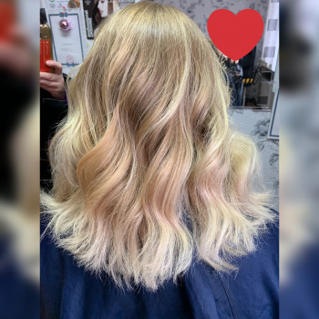 Стрижка
                    Парикмахер-колорист Екатерина Запорожье