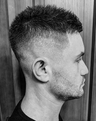Мужская стрижка на короткие волосы фейд, фото -  Dyudenko Art of Hair