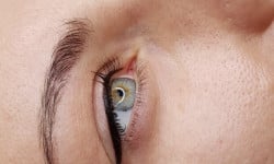 Перманентный макияж век (Межресничка) Майстер татуажу Ирина Панкрашина Київ