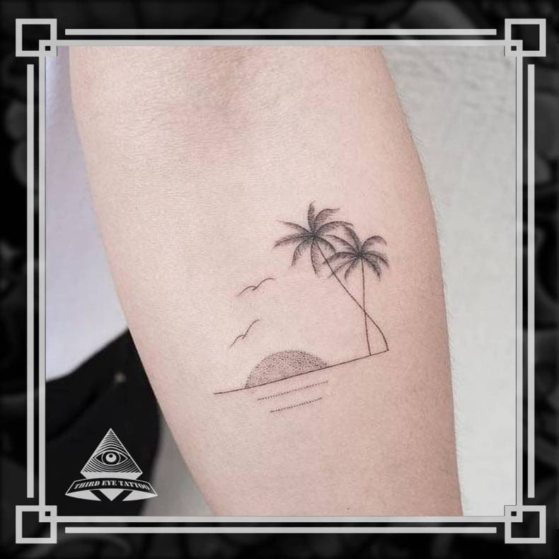 На передпліччі мінімалізм лайнворк, фото - Тату салон Third Eye Tattoo
