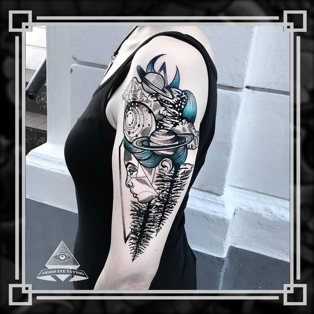 Женские на руке цветные, фото - Тату салон Third Eye Tattoo