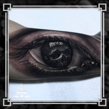 Фото с портфолио Third Eye Tattoo