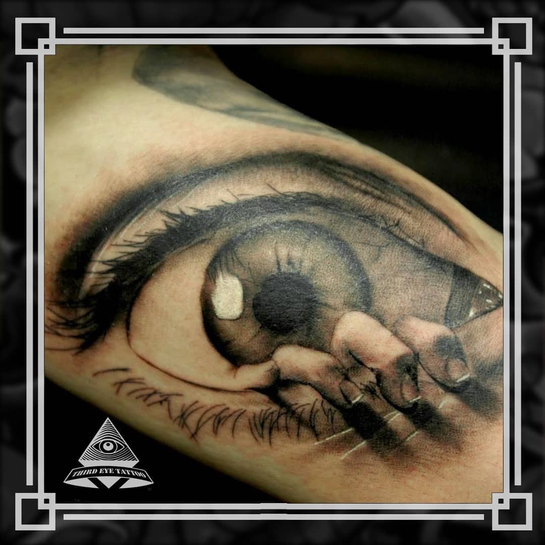Око на руці реалізм, фото - Тату салон Third Eye Tattoo