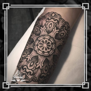 Фото с портфолио Third Eye Tattoo