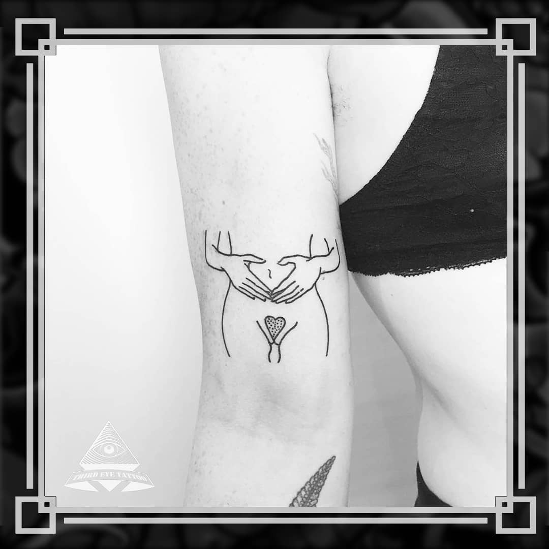Для дівчат на руці чорно-білі, фото - Тату салон Third Eye Tattoo