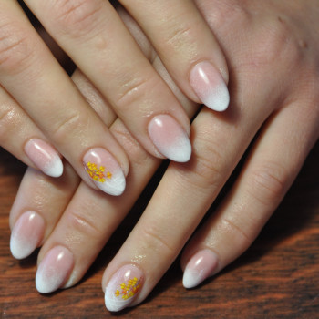 Маникюр
                    Нігтьова студія VS-STUDIO Бар