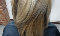 Окрашивание Крем-краской с ягодами асаи и арганом - Glossco Color Парикмахерская Олимп Киев