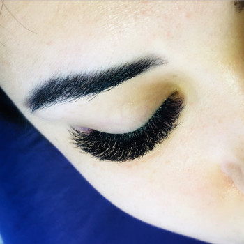 Наращивание ресниц VIP уровня
                    Лешмейкер Екатерина Одесса