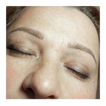 Брови через 2 месяца после процедуры