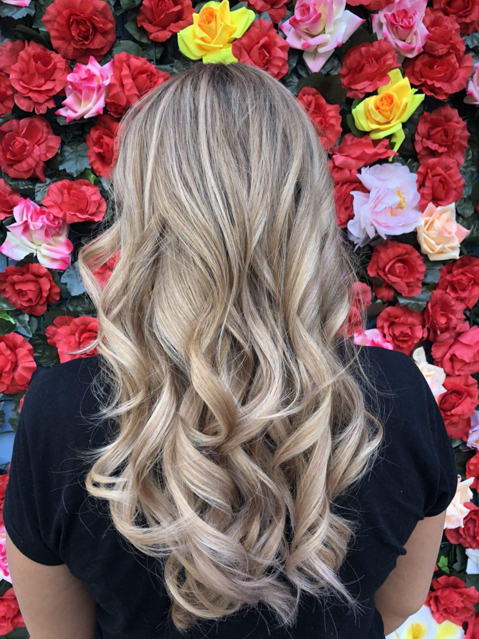 Стрижка на длинные волосы укладка блонд, фото -  Hairdresser