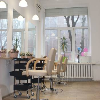 Парикмахерский зал