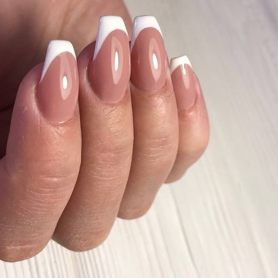 Нюдовий манікюр французький на довгі нігті, фото - Студія краси НоготОк