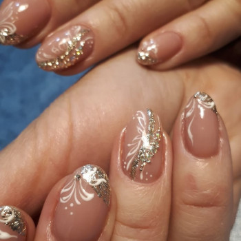 Маникюр женский и мужской
                    Салон краси MK Novik Запоріжжя