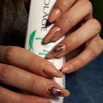 Маникюр женский и мужской
                    Салон краси MK Novik Запоріжжя