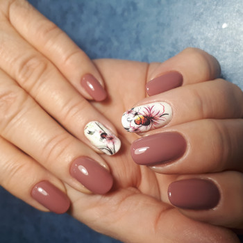 Маникюр женский и мужской
                    Салон краси MK Novik Запоріжжя