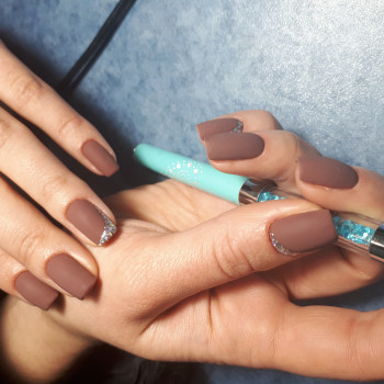 Маникюр женский и мужской
                    Салон краси MK Novik Запоріжжя