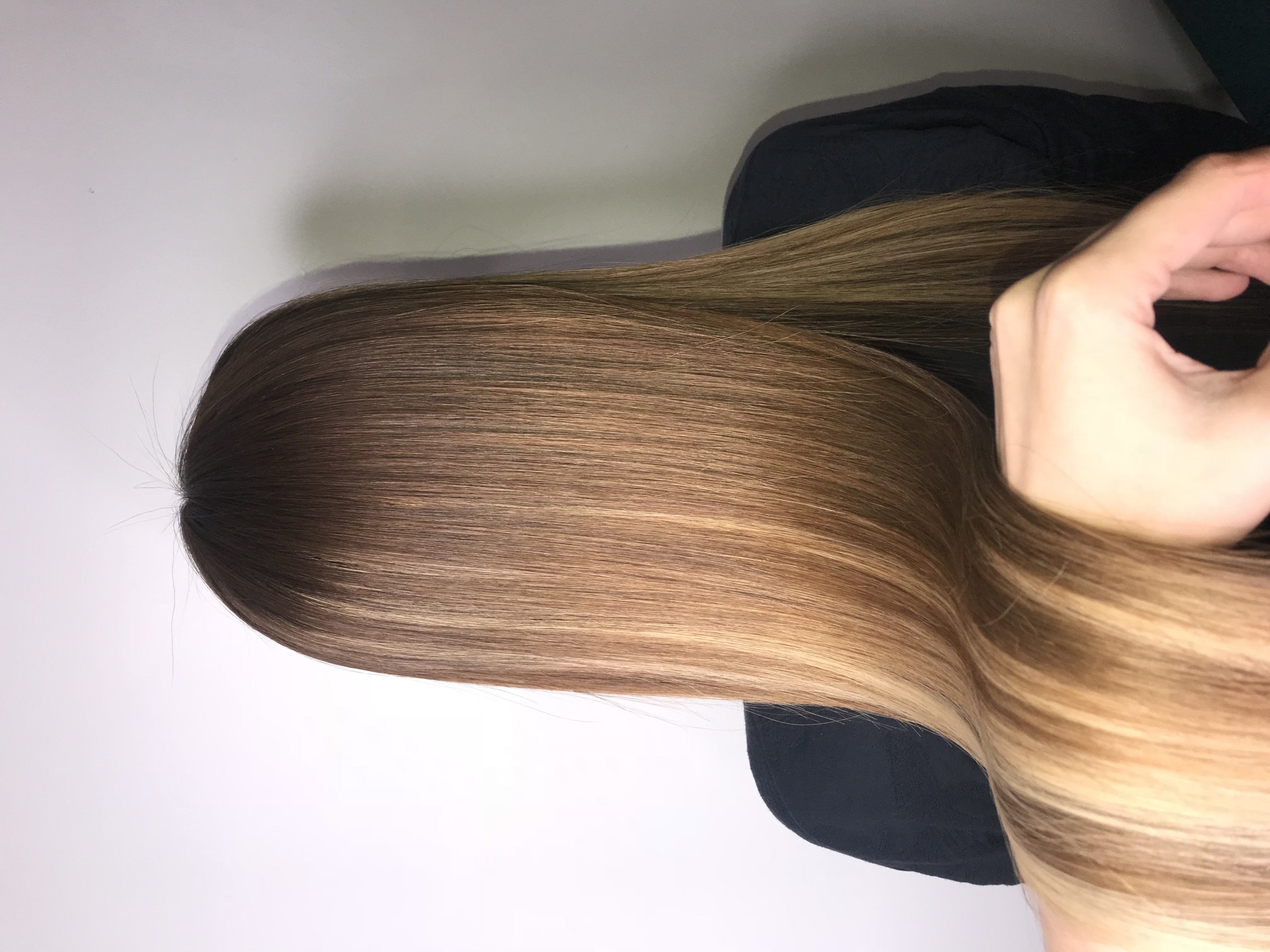 Стрижка на довге волосся жіноча блонд, фото - Студія краси Moxito Beauty Studio